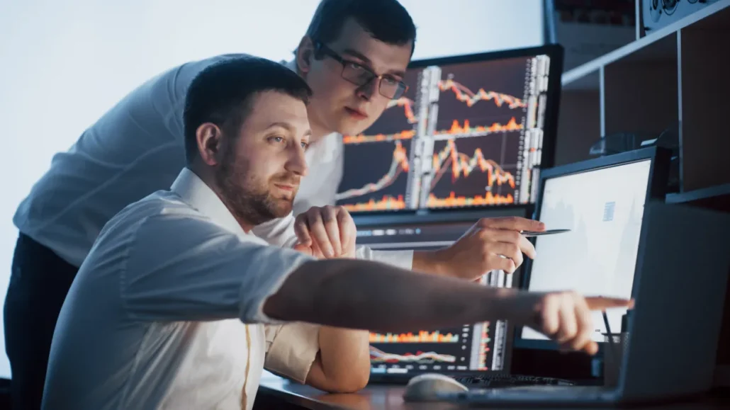 ¿Cuál es la diferencia entre un trader y un broker?